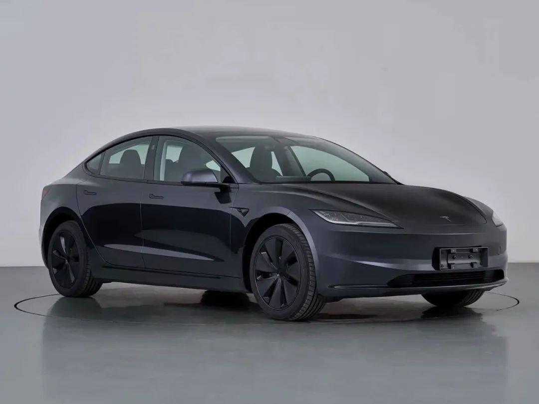 特斯拉Model 3新車型續航逆天,達830公里