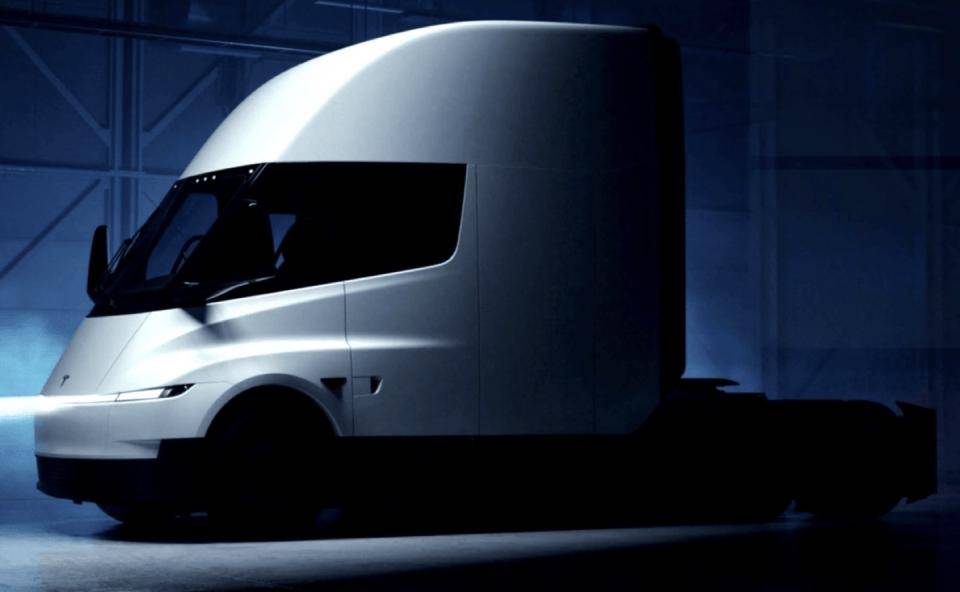 特斯拉純電重卡Semi改款車型亮相:明年第二季度量產