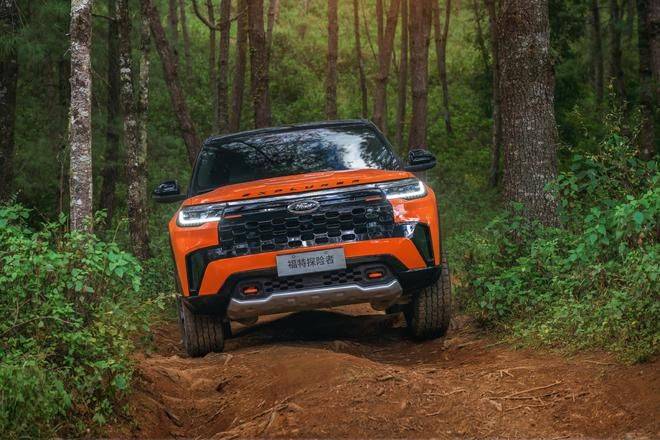 福特探險者昆侖巔峰版震撼上市,硬核實力再進階