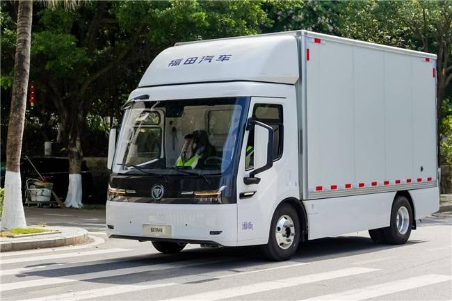 高端進(jìn)化 智慧破界 全新啟明星平臺(tái)歐馬可純電輕卡亮相珠三角