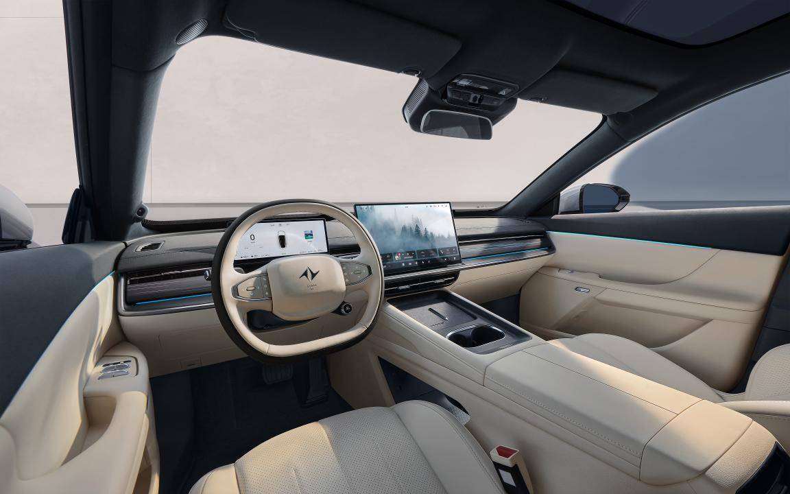 3.7秒破百,標(biāo)配激光雷達(dá),東風(fēng)奕派eπ007+上市,限時(shí)13.99萬起